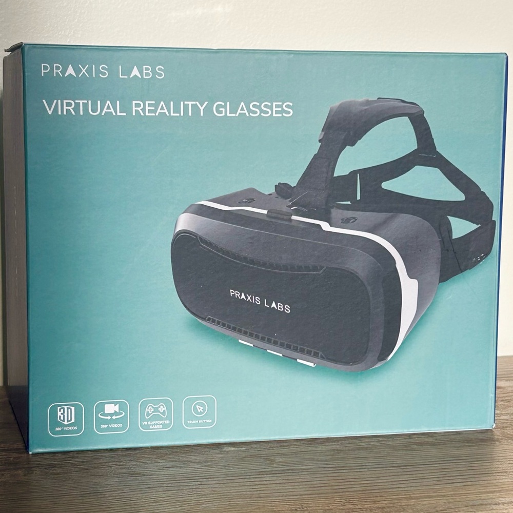 Black VR Headset NEW SEALED Virtual Reality Praxis Labs